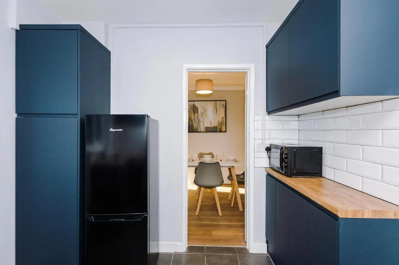 Holiday home Damwood House Villa Liverpool